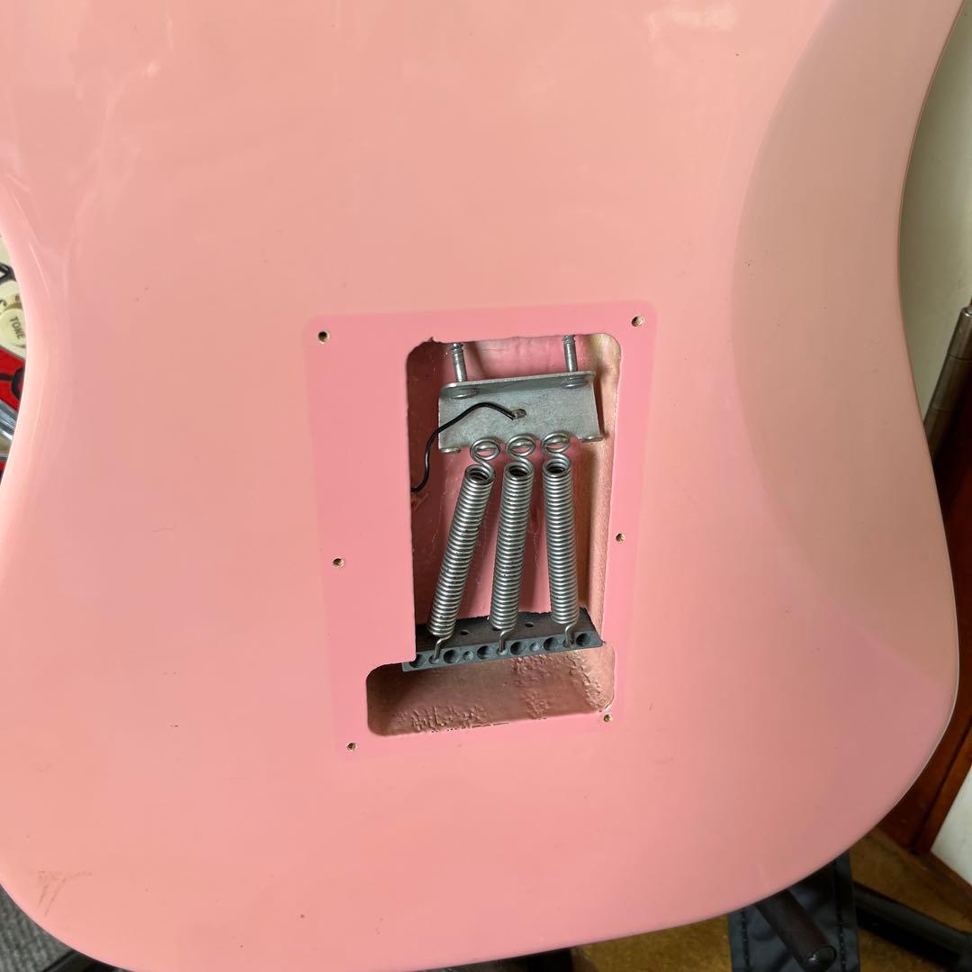 エネルストラトキャスター Char風 サーモンピンク？シェルピンク？