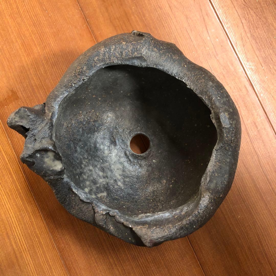 盆栽鉢 芸術的黒色陶器3本足 日本伝統工芸