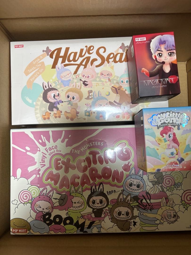 THE MONSTERS Exciting Macaron ぬいぐるみ アソート