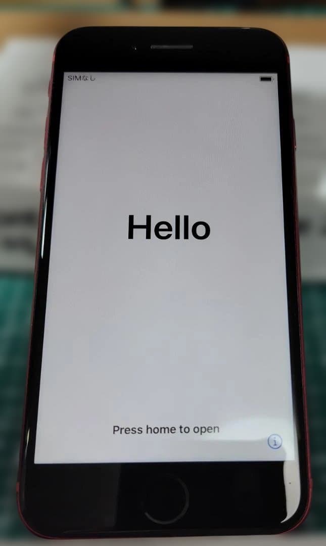 Apple iPhone 8 64g RED SIMロックなし 裏面割れあり