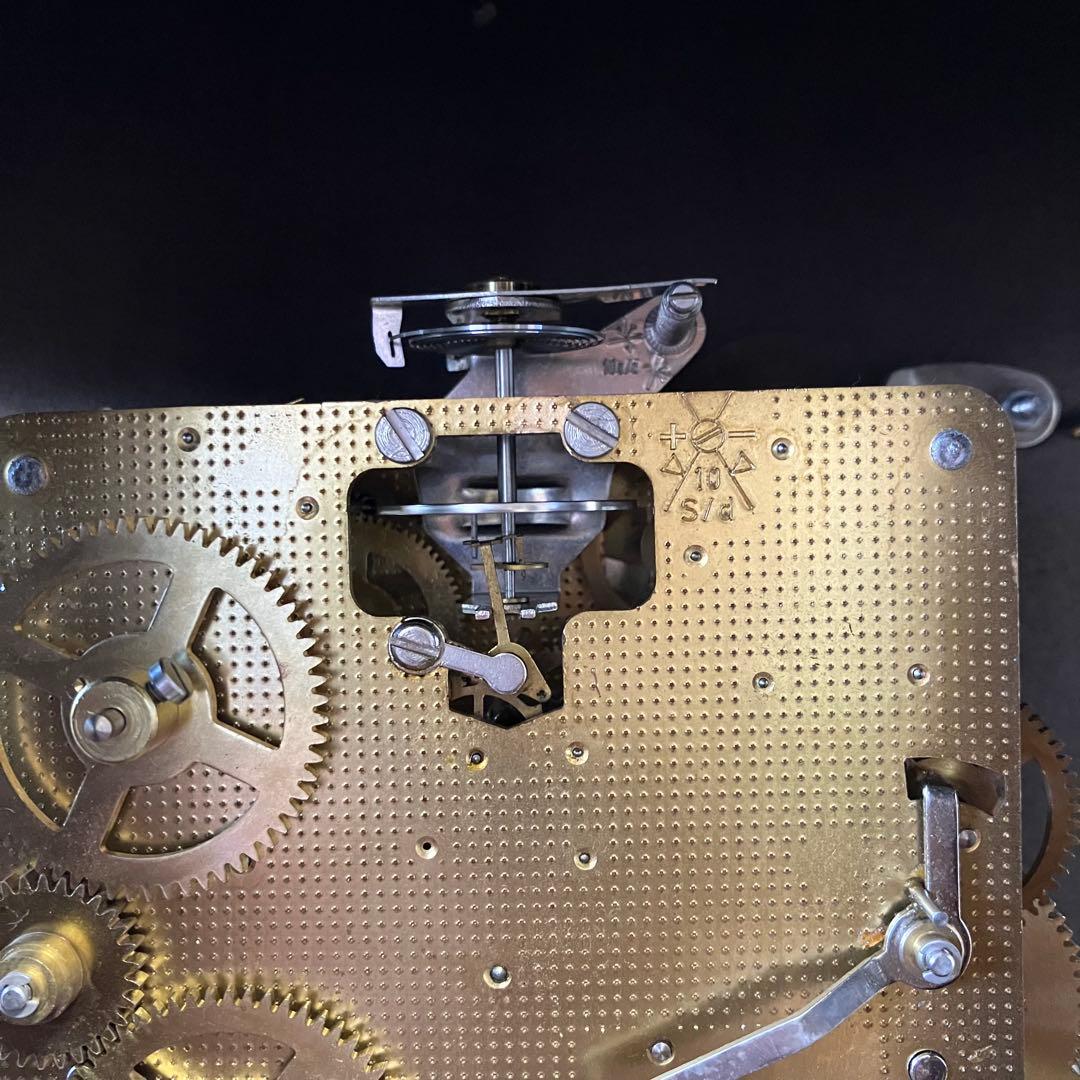 イタリア 【Le ORE/ラオーレ社】フランツ ヘルムレ 手巻き 置時計