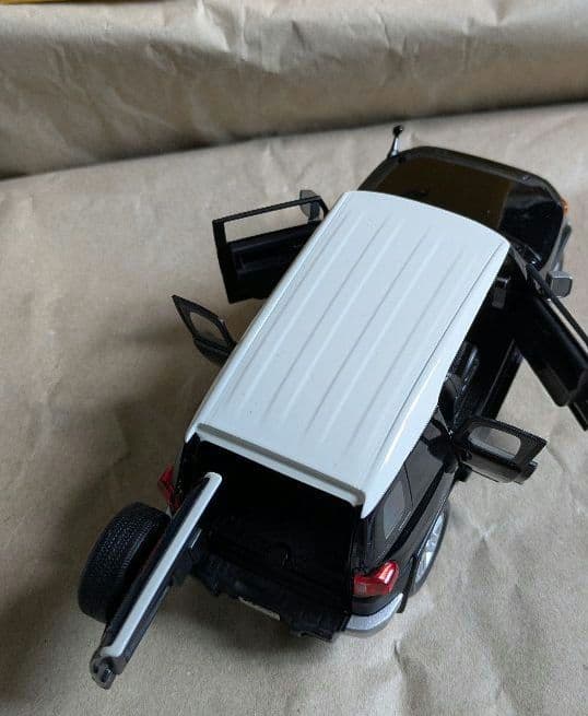 FJクルーザー FJ CRUISER 1/30ツートンブラック