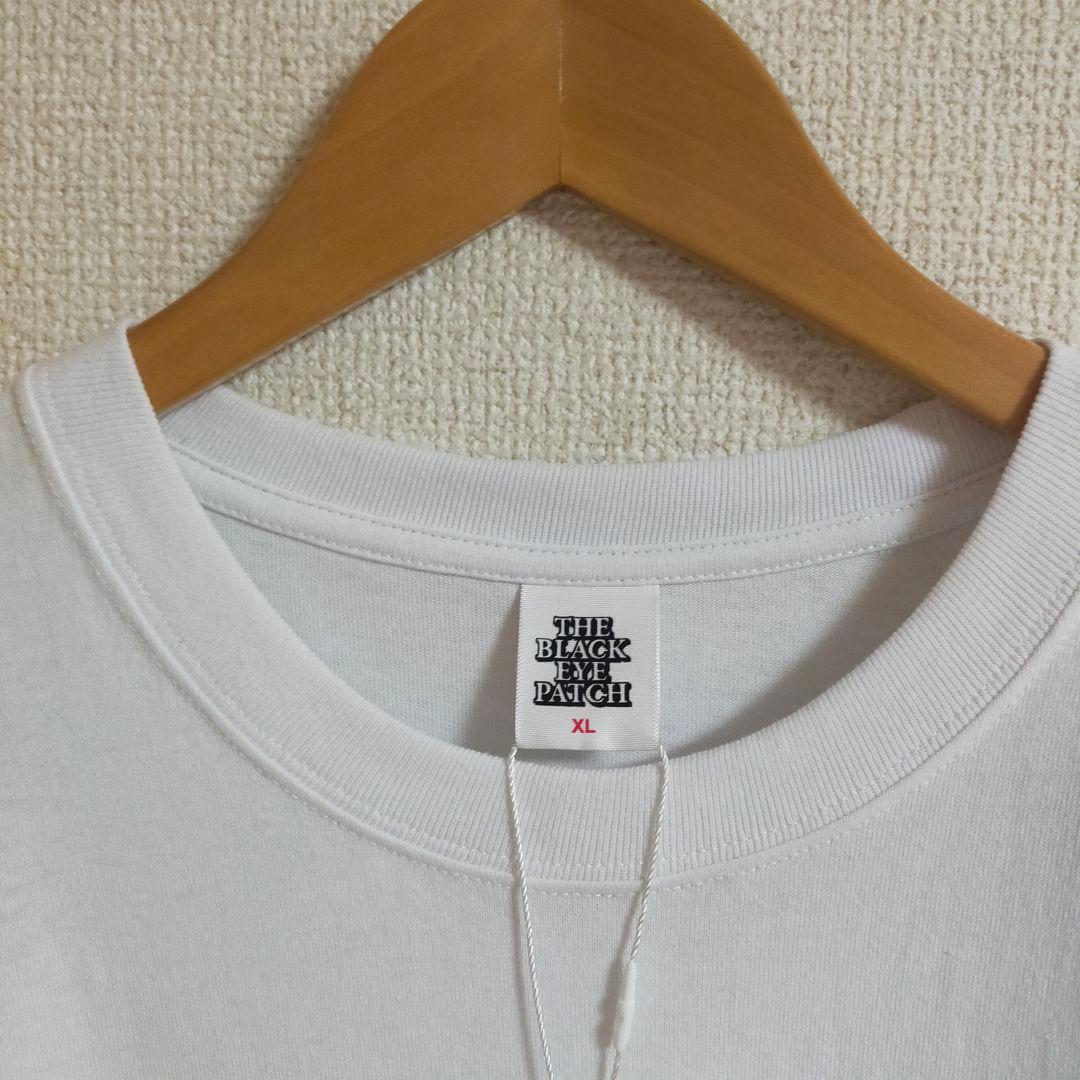 THE BLACK EYE PATCH チーム友達 ラインストーン Tシャツ