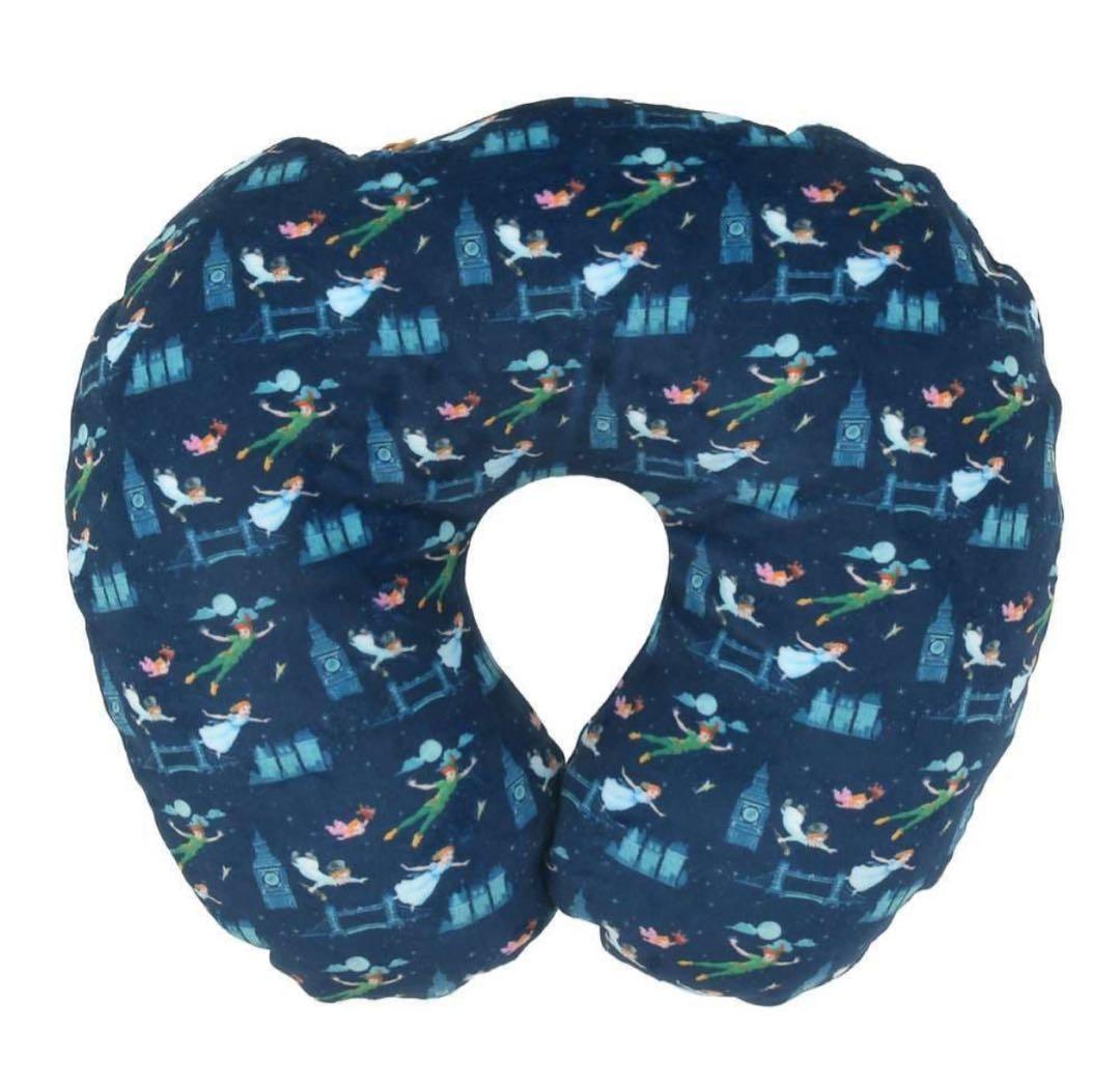 マイケルのテディベア　ネックピロー　ディズニーストア　ピーターパン