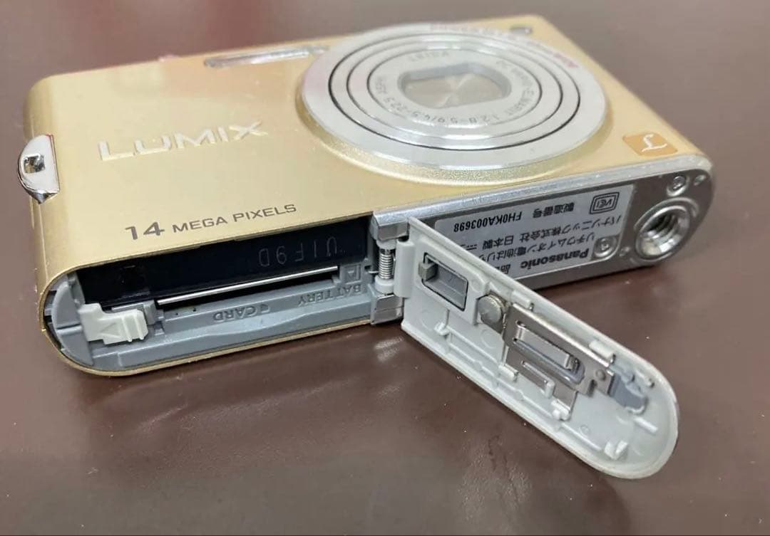 LUMIX 14 パナソニック　　　　　　　DMC-FX66