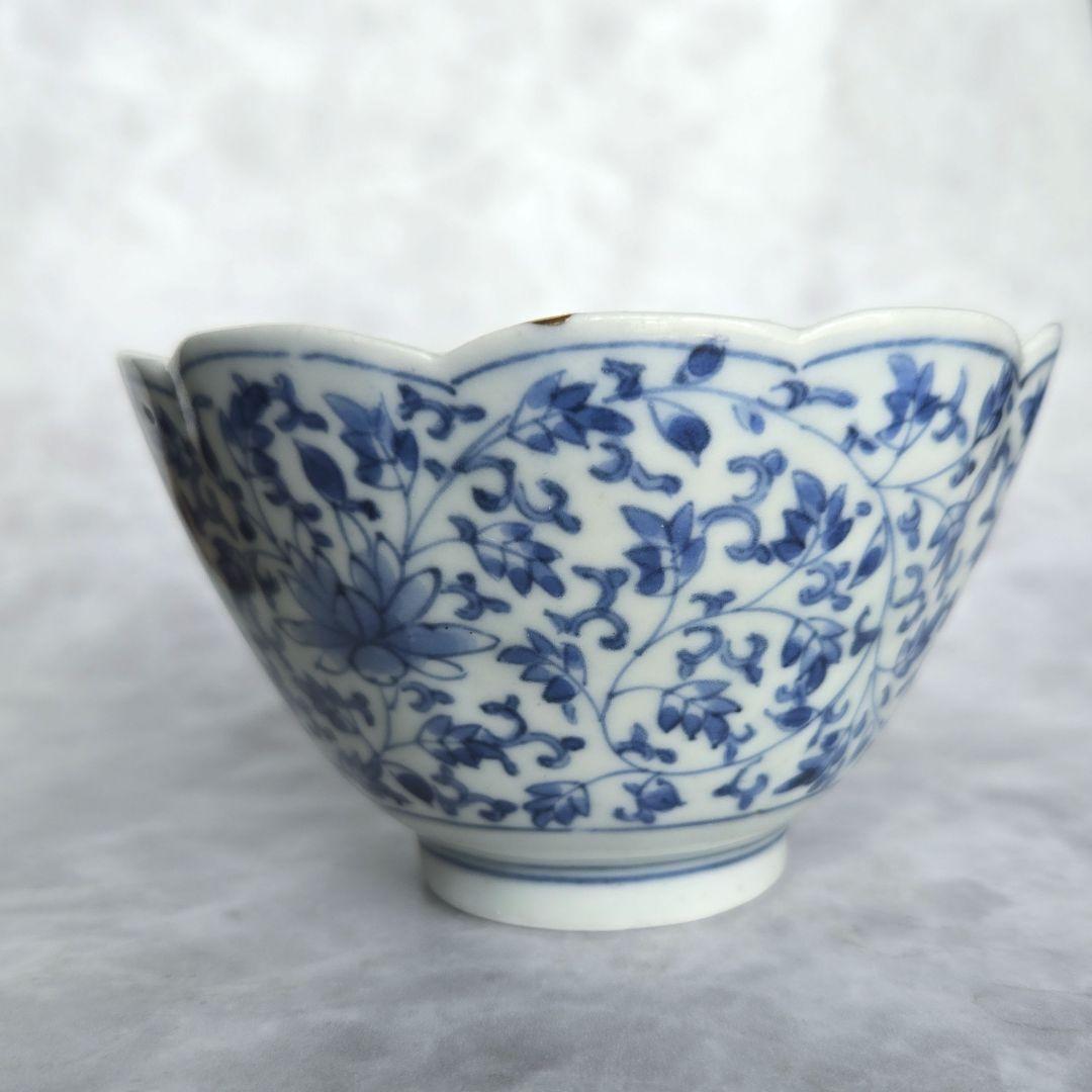 古伊万里　花唐草　向付　江戸時代　染付　五弁花　金直し　金継ぎ　アンティーク