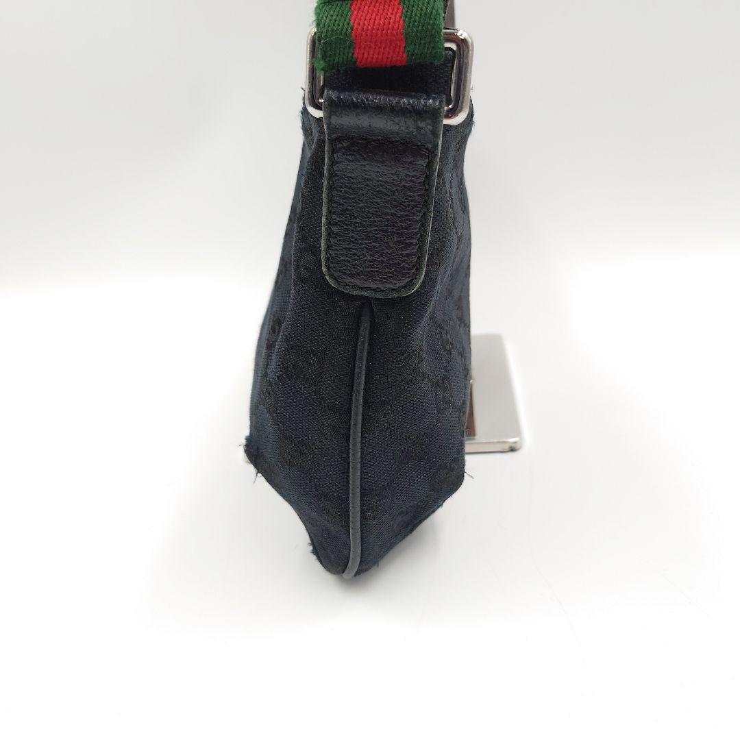 GUCCI ショルダーバッグ 斜め掛け GGキャンバス シェリーライン グッチ
