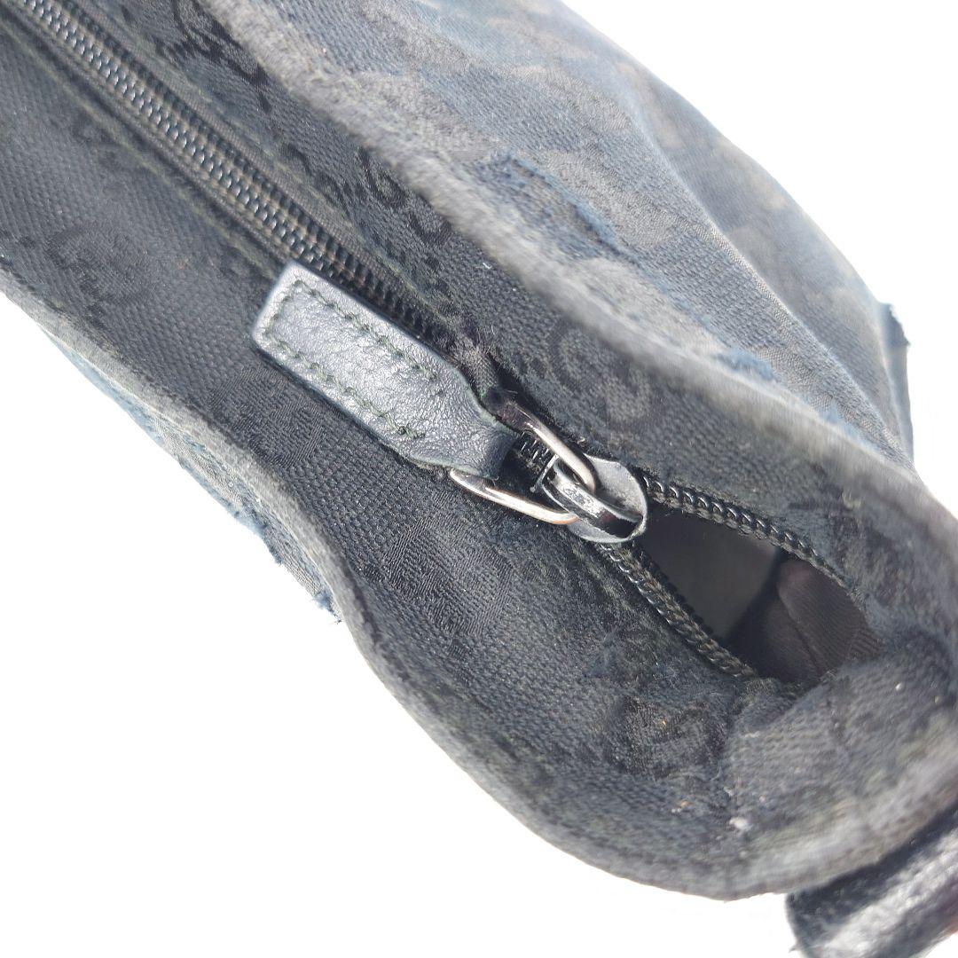 GUCCI ショルダーバッグ 斜め掛け GGキャンバス シェリーライン グッチ