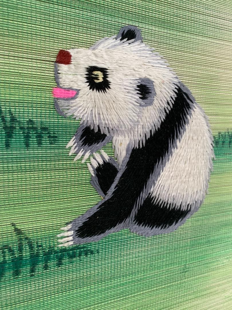 壁掛け飾り　新品　パンダ竹連画。送料無料　壁掛け輪