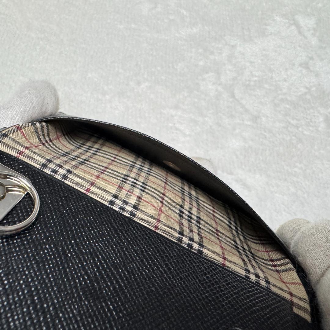 未使用☆Burberry バーバリー キーケース ブラック ノバチェック