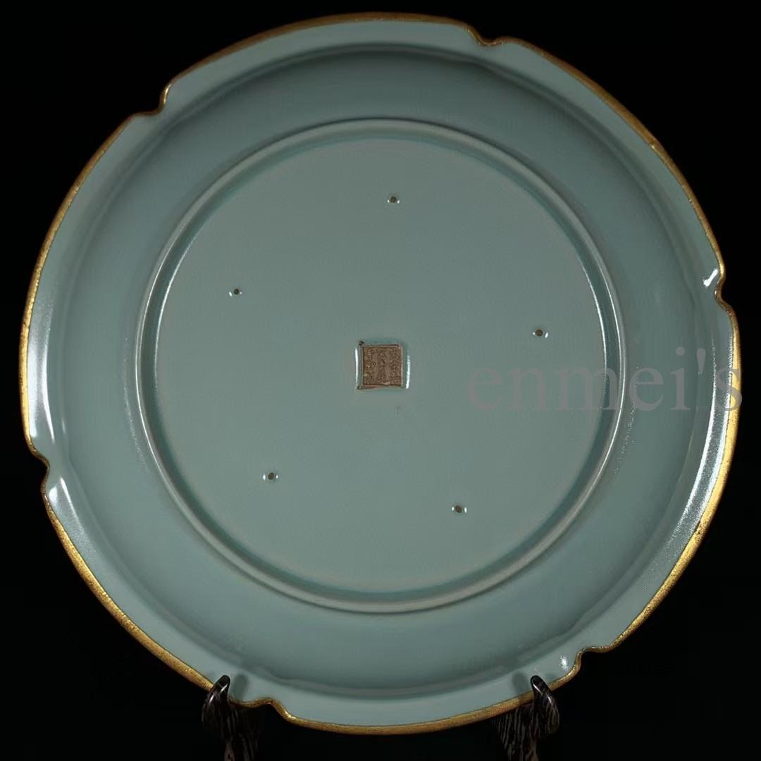 中国古美術・珍品旧蔵・宋代汝窯造花形銘文婦人図皿陶器・陶磁・文房置物・風水開運