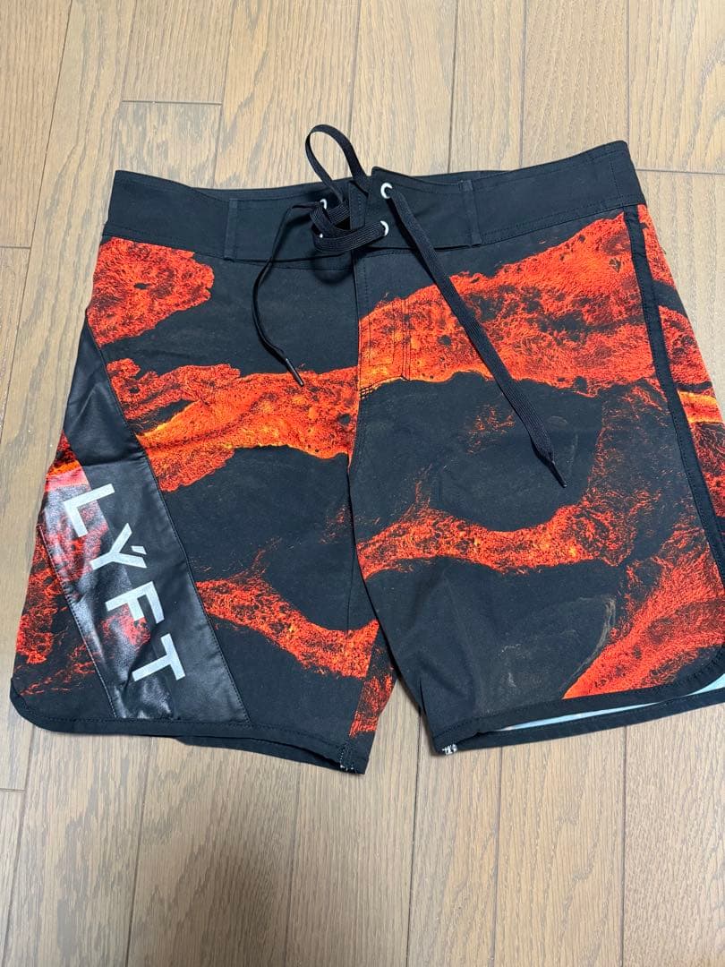 LYFT サーフパンツ(Sサイズ)