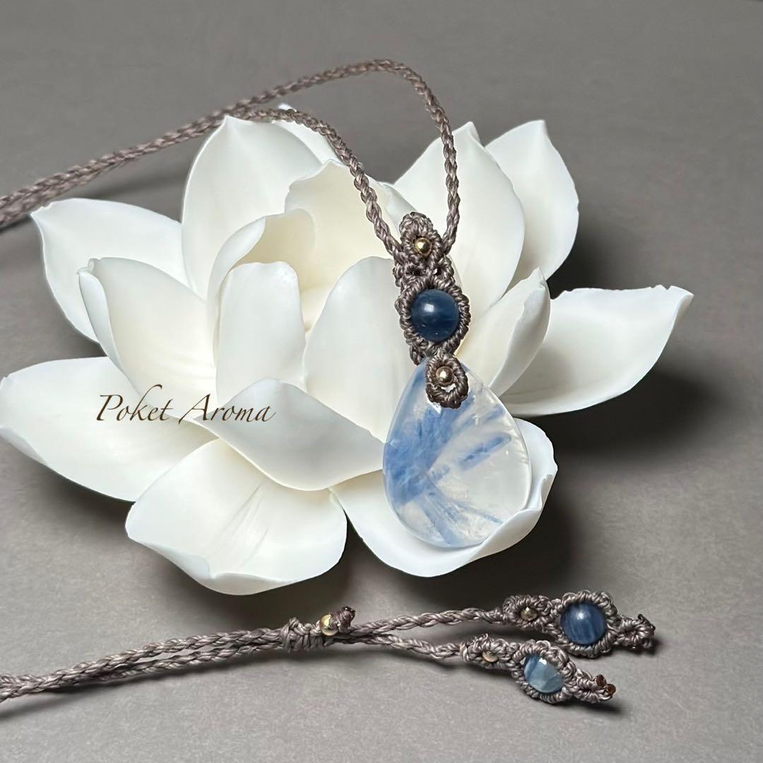 『蒼樹』カイヤナイトシリカのマクラメペンダントネックレス