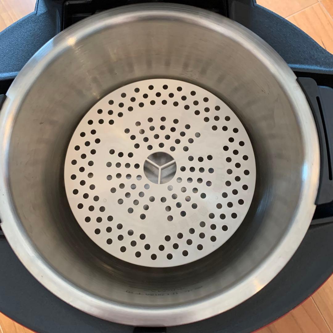 ヘルシオ　ホットクック（KN-HT99A-R） レッド