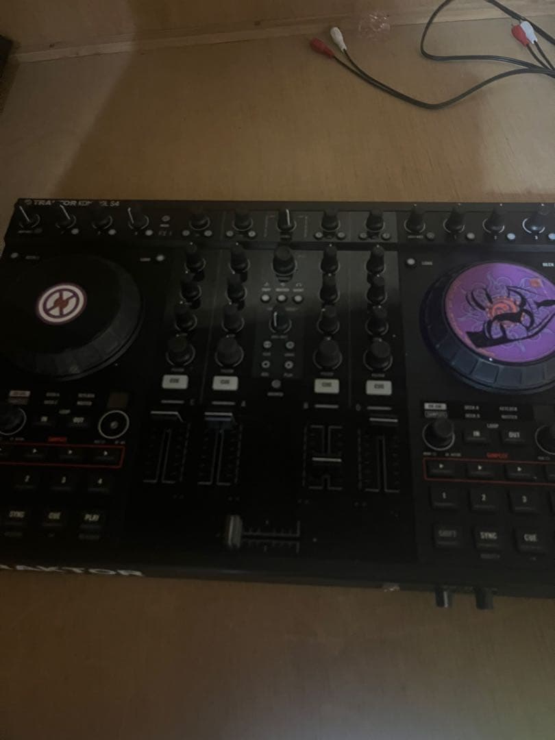 traktor s4 DJコントローラー