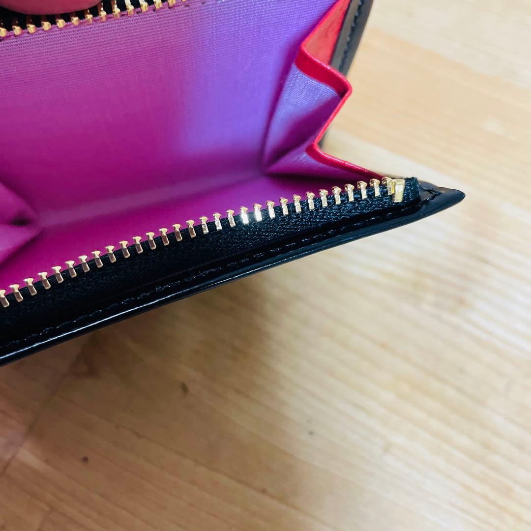 新品未使用品✨ フルッティディボスコ 二つ折り財布 コンパクト ブラック