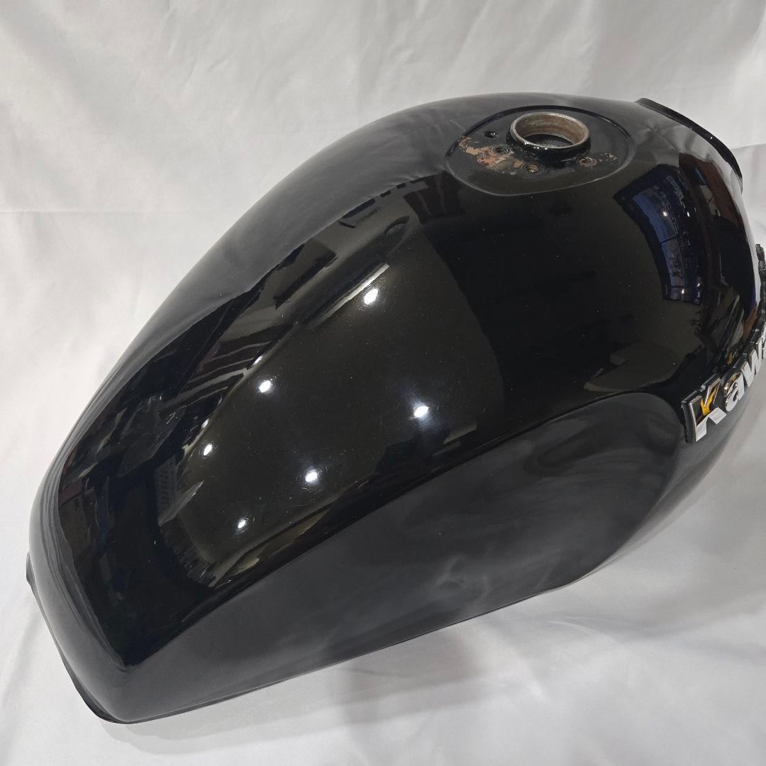 ゼファー1100 ガソリンタンク