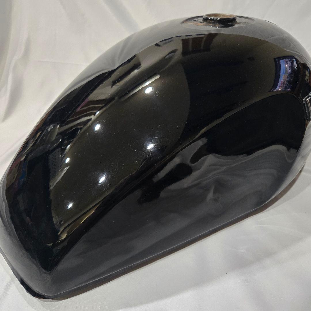 ゼファー1100 ガソリンタンク