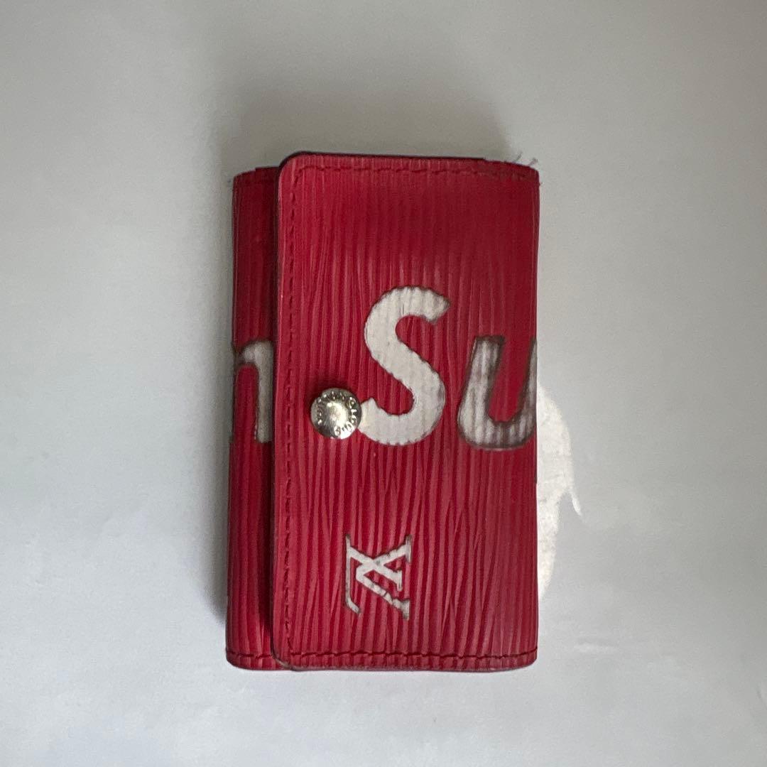 小物 Supreme Louis Vuitton key case