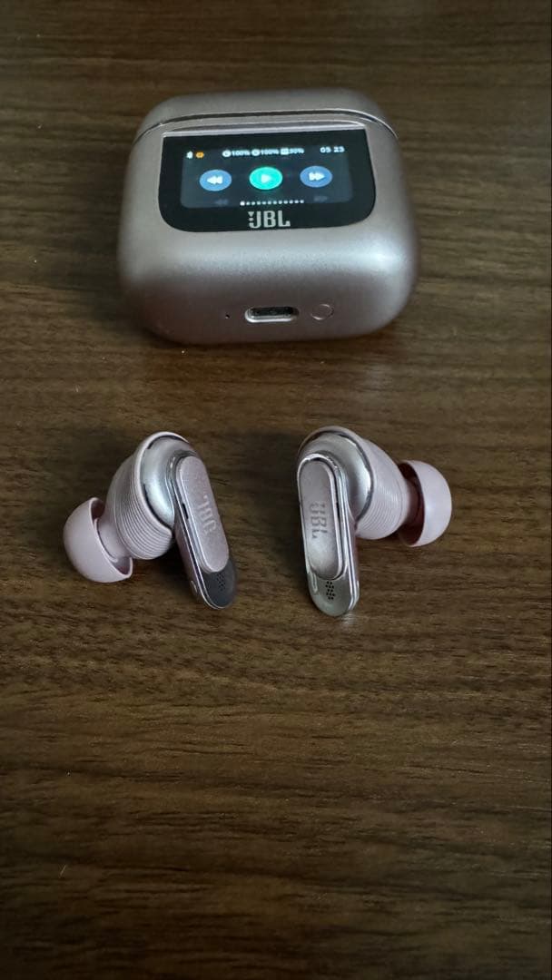 JBL TOUR PRO 2 聴色