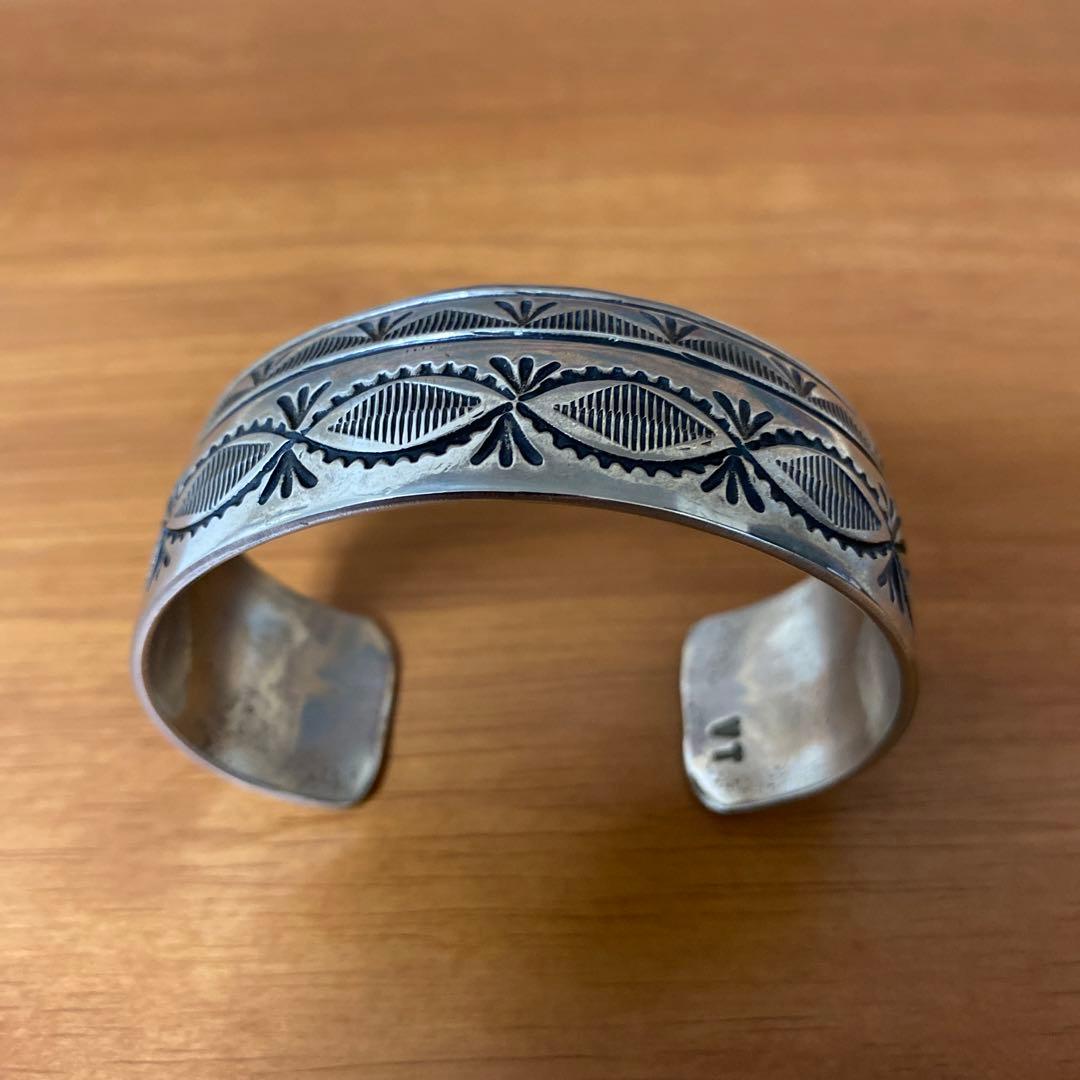 ☆ 【Vintage】 ナバホ・ネィティブ★シルバー バングル　刻印あり