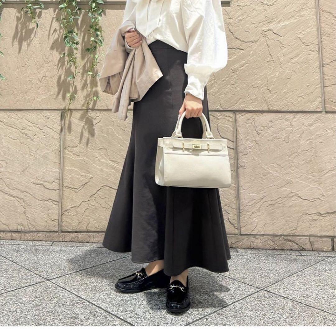 DIANA 本革ミニバッグ AS3110ライトグレースムース (406131)