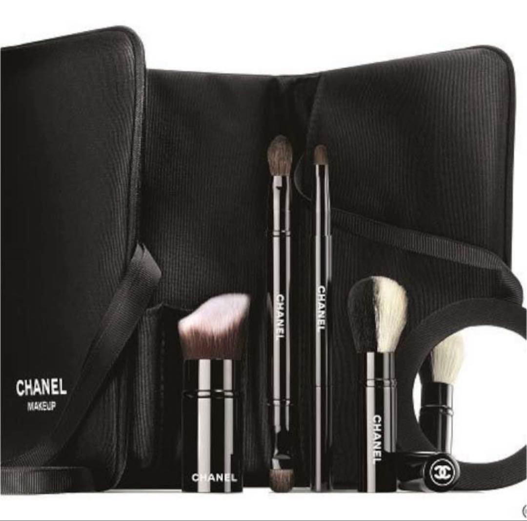 SharonRose❤さま専用 新品未開封 CHANEL 2017 ブラシセット