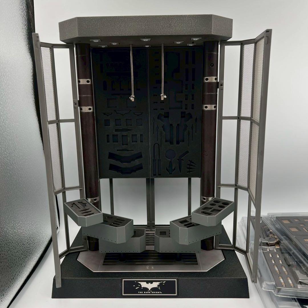 ホットトイズ　1/6　フィギュア　バットマン　ダークナイト　ジョーカー　格納庫