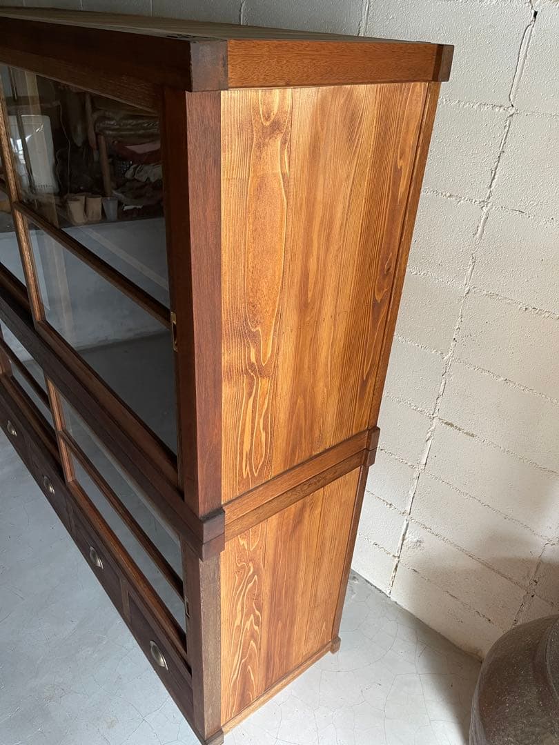 水屋箪笥　稀少　当時物　大型　ガラス棚　食器棚　収納棚　上下分割　什器　古家具