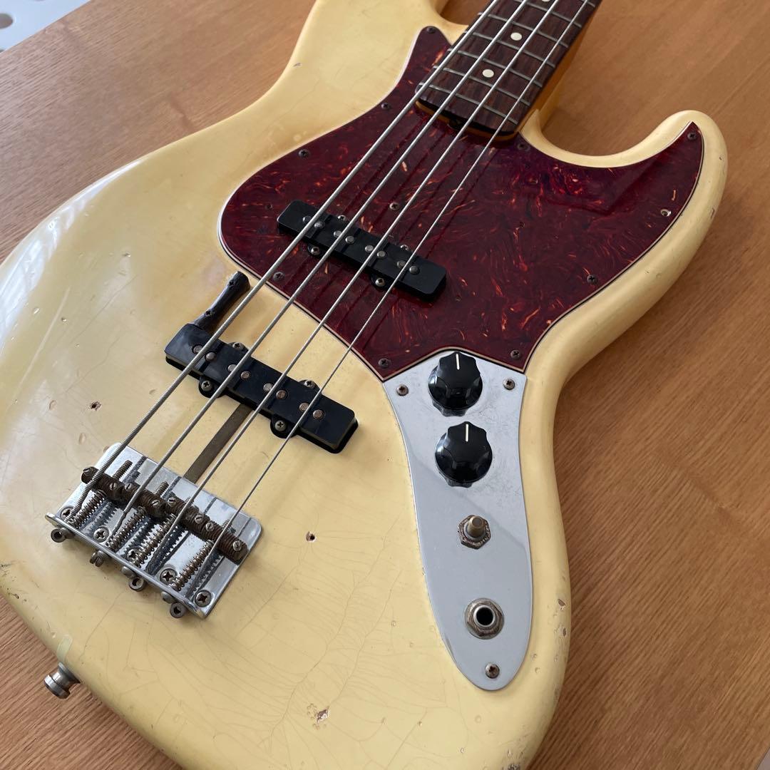 ベース Fender USA American Vintage 62 Jazz Bass