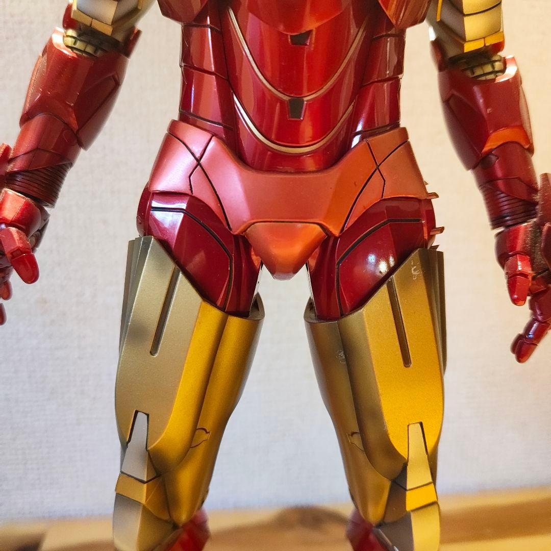 【送料無料】HOTTOYS ホットトイズ アイアンマン2 マーク6 フィギュア