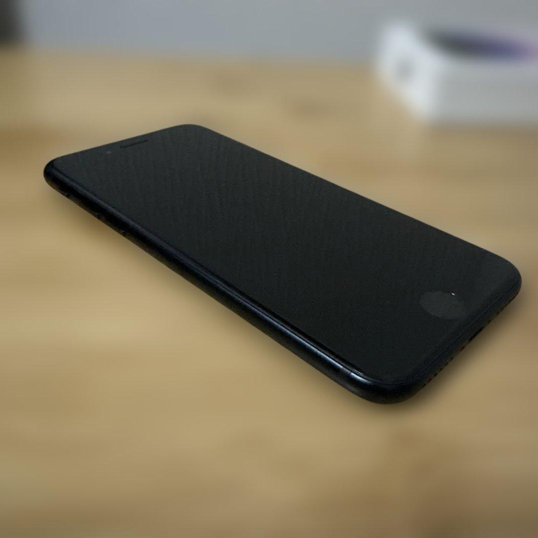 iPhone SE 第3世代 128GB ミッドナイトカラー