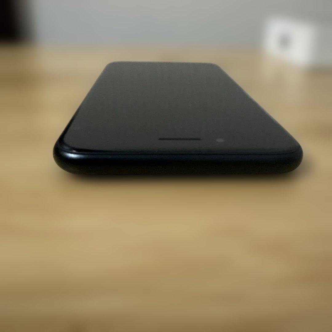 iPhone SE 第3世代 128GB ミッドナイトカラー