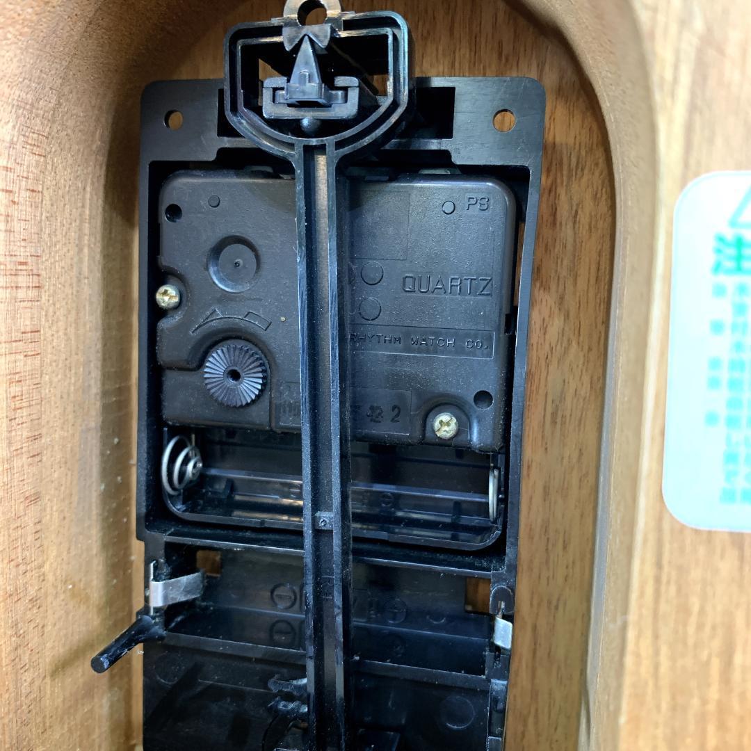 激レア　スタジオジブリ正規品　木製　となりのトトロ　振り子時計　木に座るトトロ