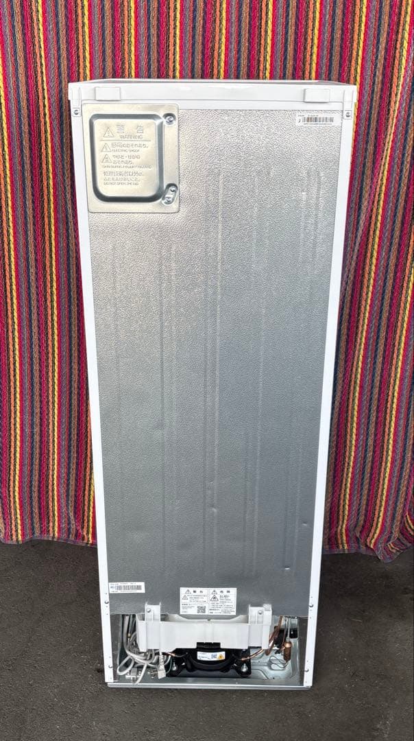 シャープ中古冷凍冷蔵庫179L2022年製 形名SJ-D18J-W