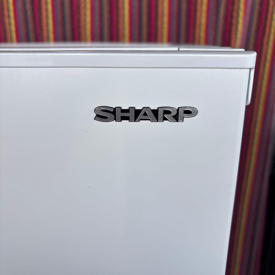 シャープ中古冷凍冷蔵庫179L2022年製 形名SJ-D18J-W