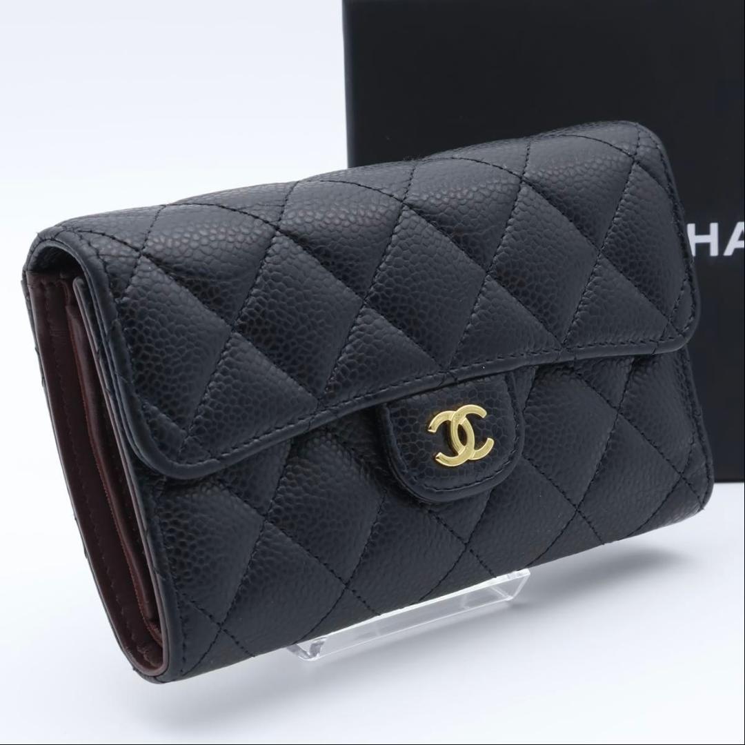 【極美品】CHANEL タイムレスクラシック　三つ折り財布　マトラッセ　黒