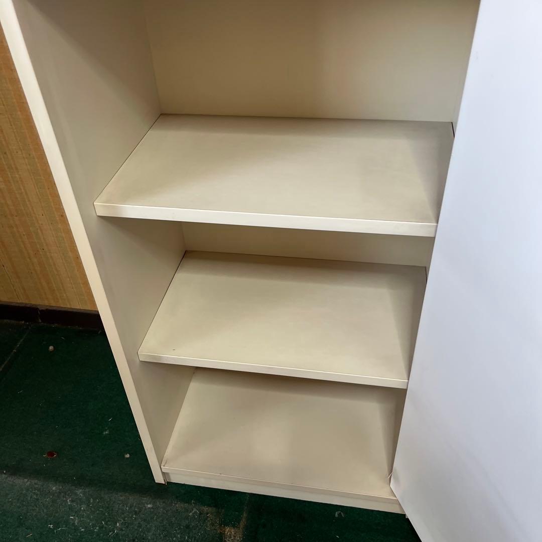 昭和レトロ　ビンテージ　木製キャビネット 4 段収納 ホワイト　ヴィンテージ