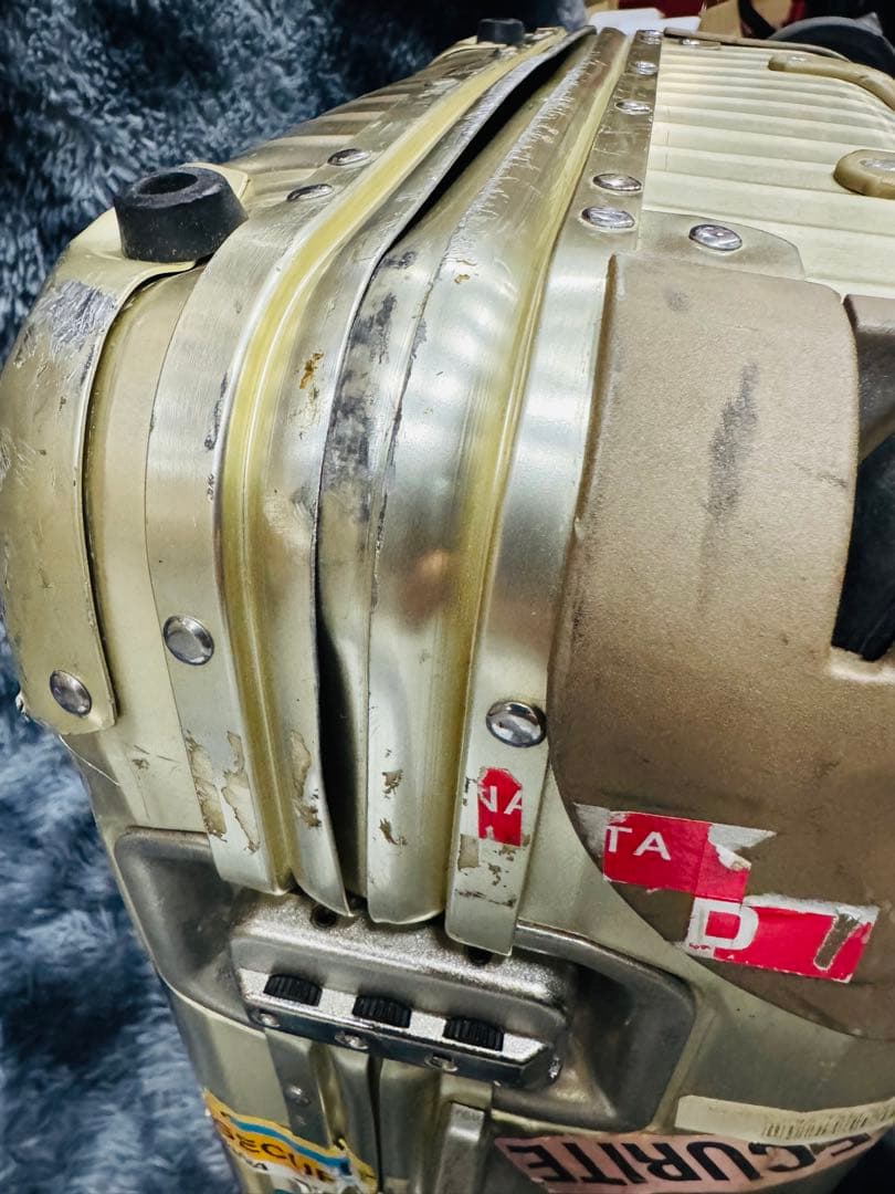 RIMOWA リモワ 915.52 2輪 キャリーバッグ 35L ゴールド