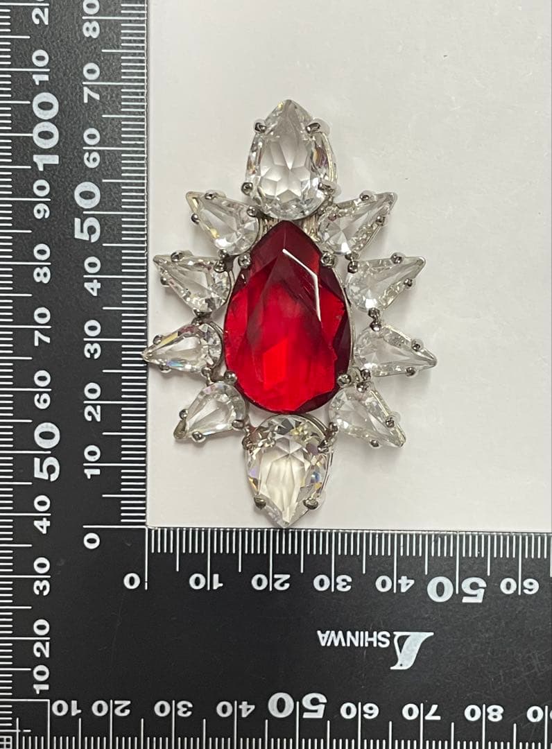 PRADAプラダ　ブローチ　❤︎