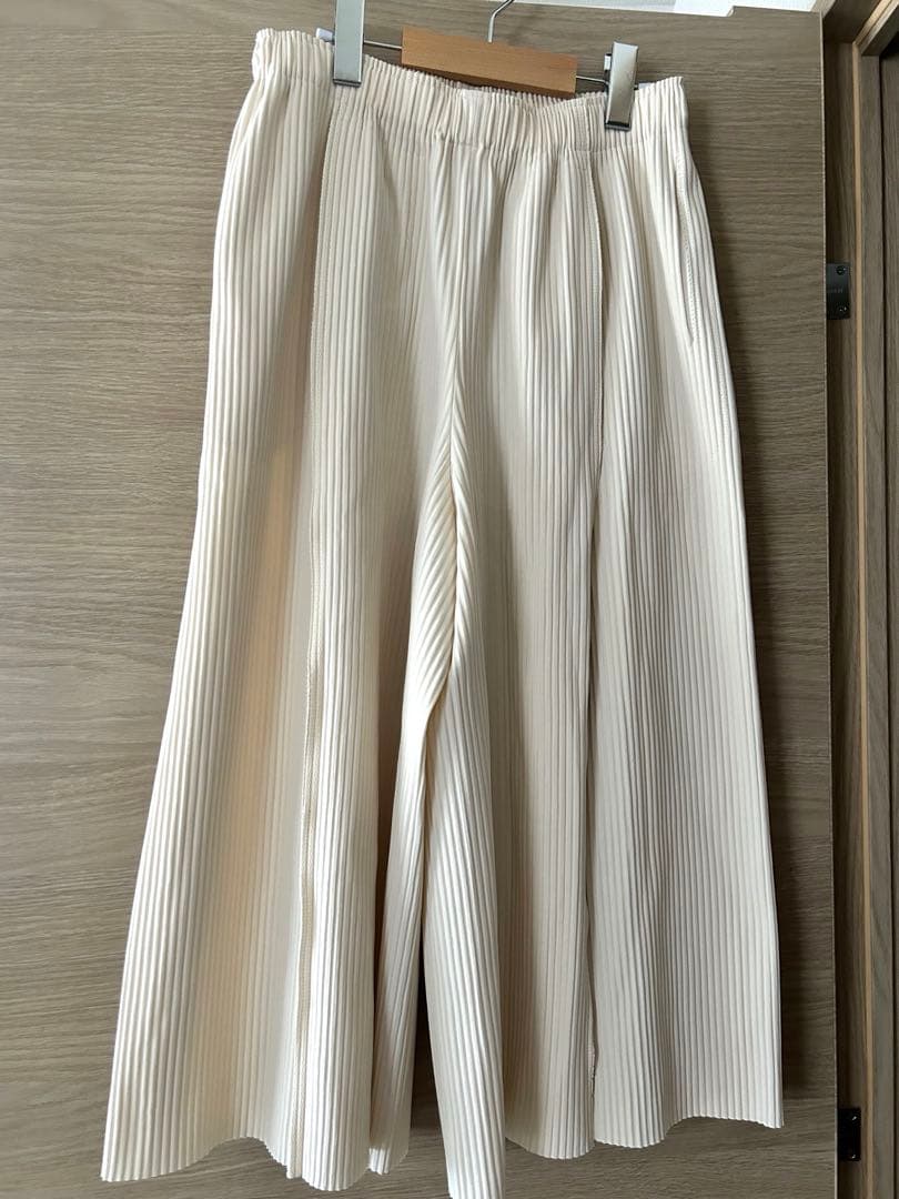 ISSEY MIYAKE MEイッセイ ミヤケ プリーツ ワイドパンツ