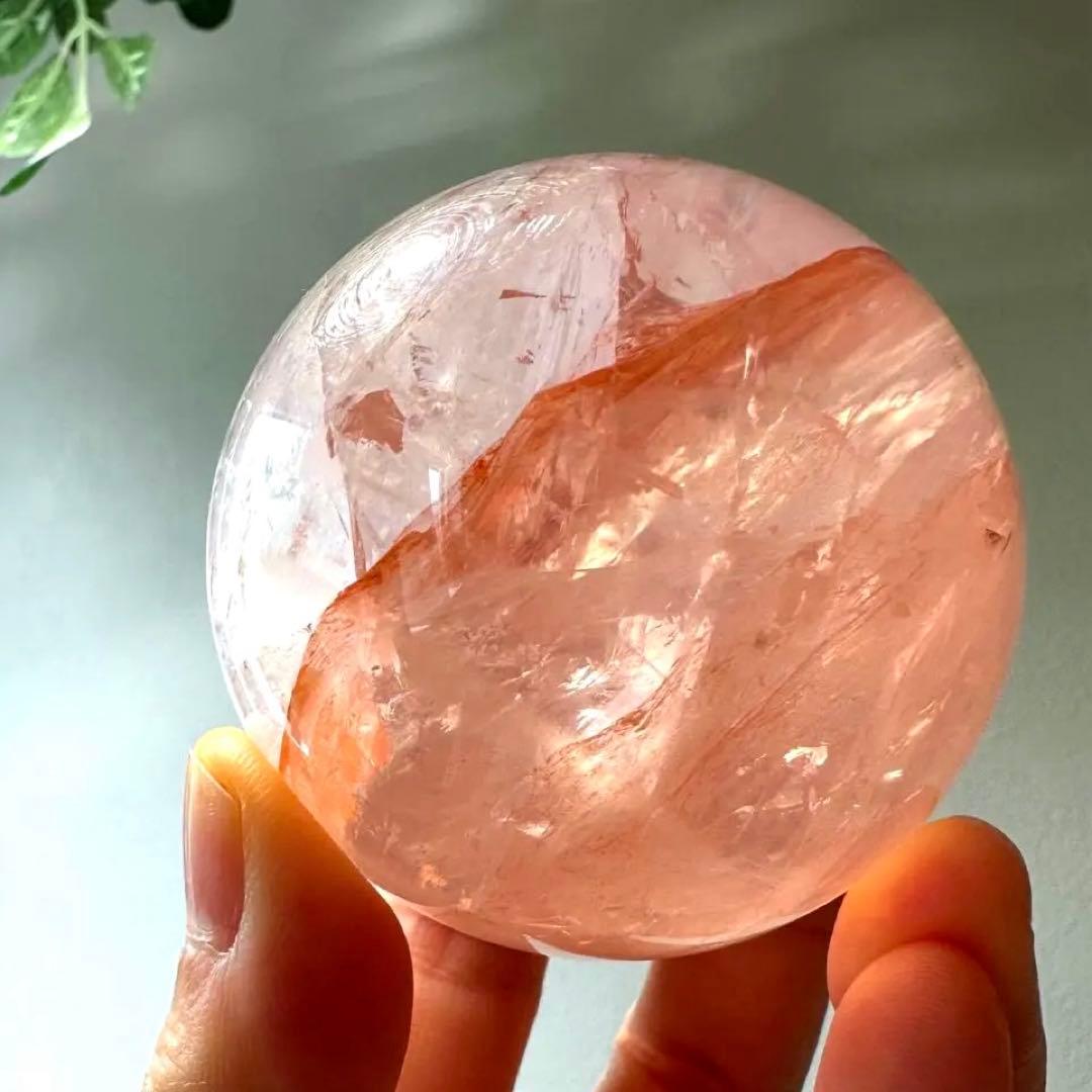 ファイアジェミーローズクォーツ　スフィア　スターフラッシュ　5.6㎝