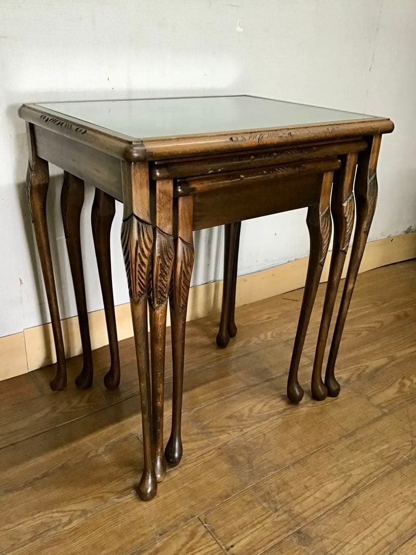 管116☆イギリス製☆アンティーク☆ウォールナット☆ネストテーブル☆天板ガラス付