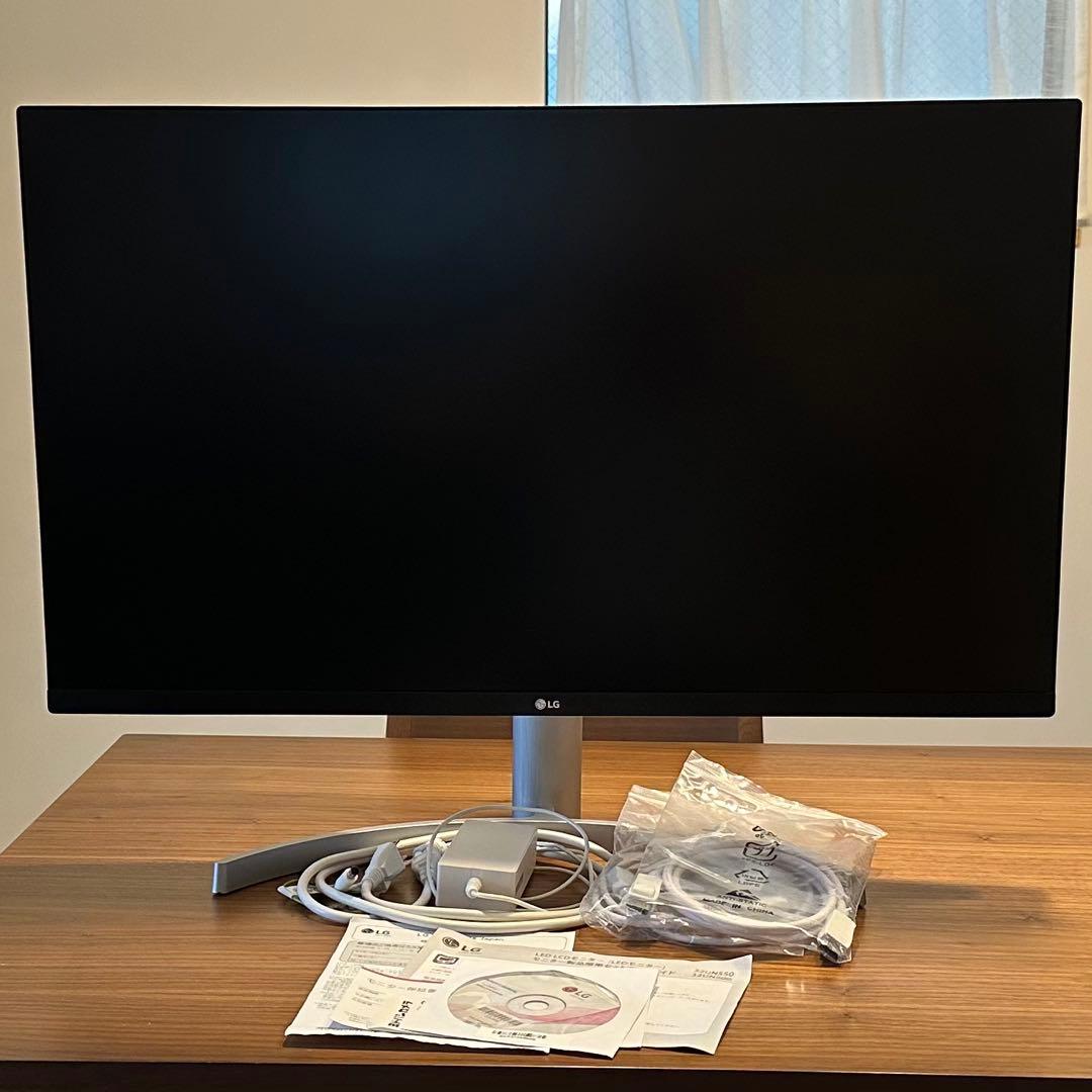 LG 31.5インチ 4Kディスプレイ 32UN550
