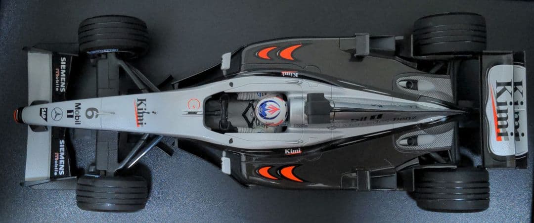 マクラーレン メルセデス MP4-17D 1/18 ライコネン 2003