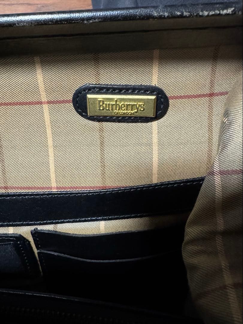 マ*リ様 【希少・鍵付き】バーバリー ダレスバッグ ビジネスバッグ シボ革 ノバ