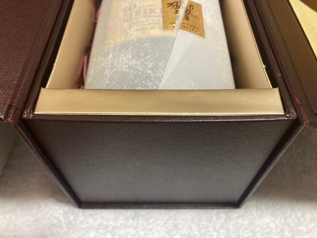 HIBIKI 響　30年　空き瓶　化粧箱　白箱付き