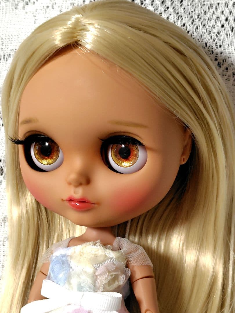 カスタムアイシードール