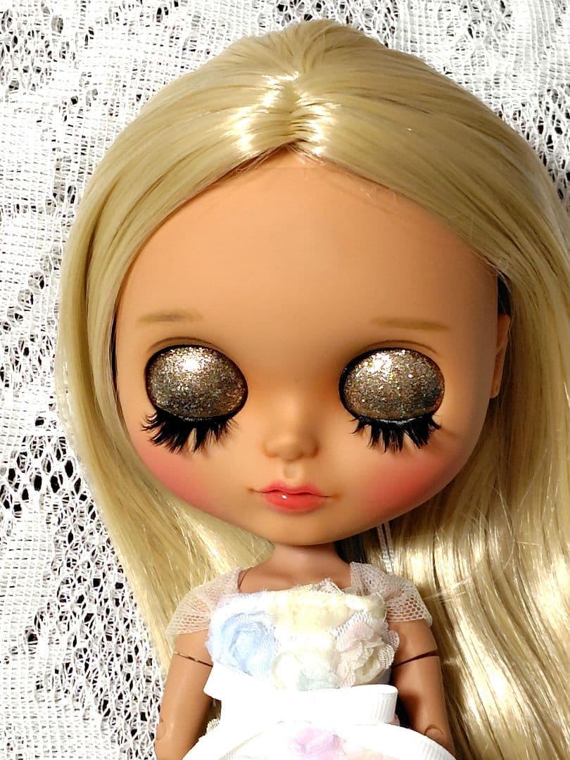 カスタムアイシードール