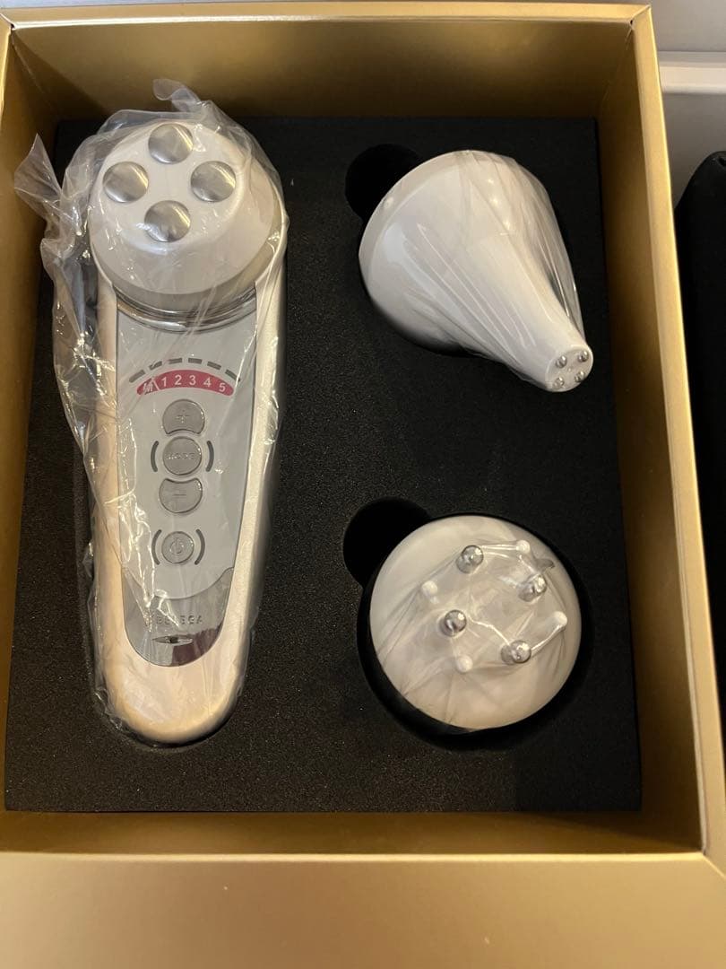 ベレガ　セルキュア4Tプラス　美品　専用コットン、ローション付き